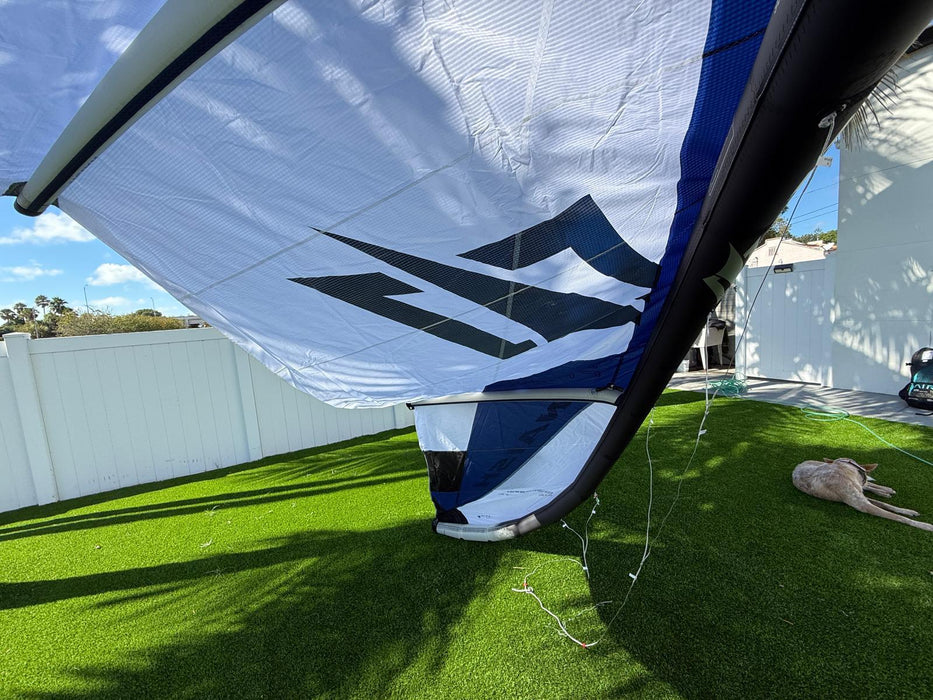 2026 Naish Pivot [Q] White 7 Demo25