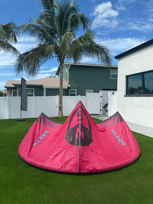 2024 North Reach Red 9m Used