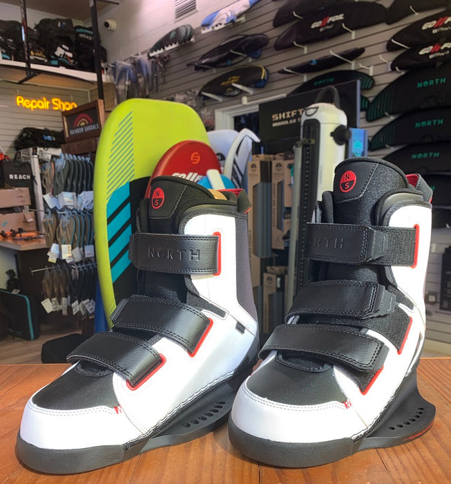 2024 North Fix Boots Large