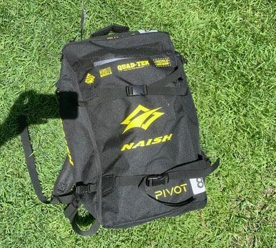 2025 Naish Pivot Dark Blue 8m Demo