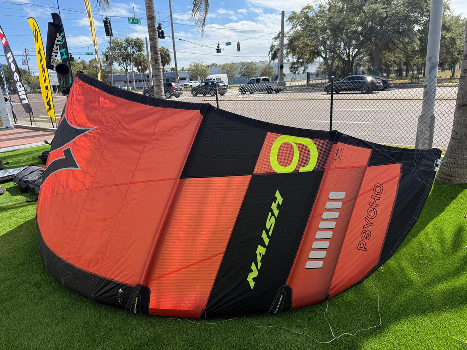 2025 Naish Psycho 9m Demo