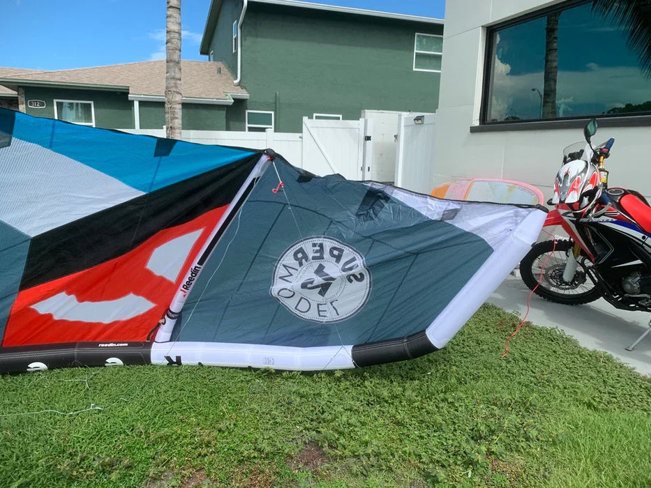 2024 Reedin SuperModel HTF 12m Neptune Blue Demo