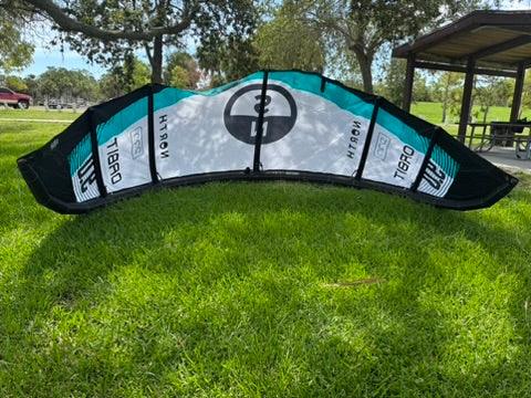 2025 North Orbit Pro White 9m Demo