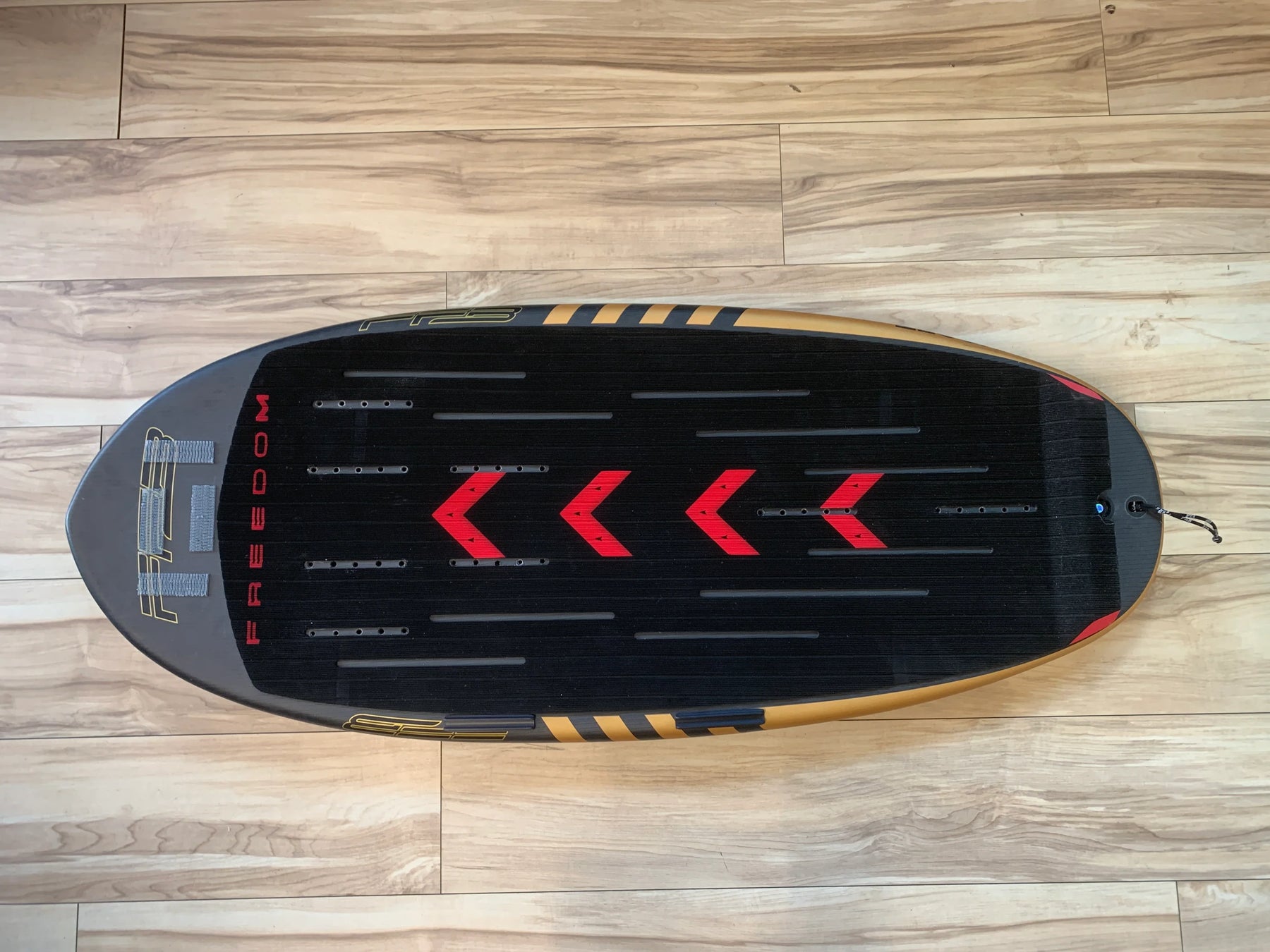 FREEDOM FOIL BOARDS FFB NUGGET WING BOARD 35L (4'1" x 20.25" x 3.1") Used